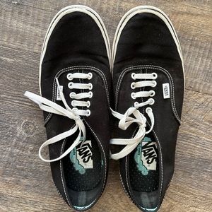 Black vans